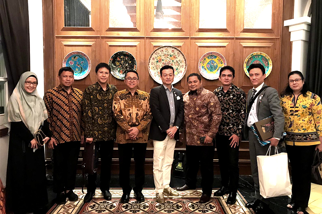 代表取締役　角野寛典